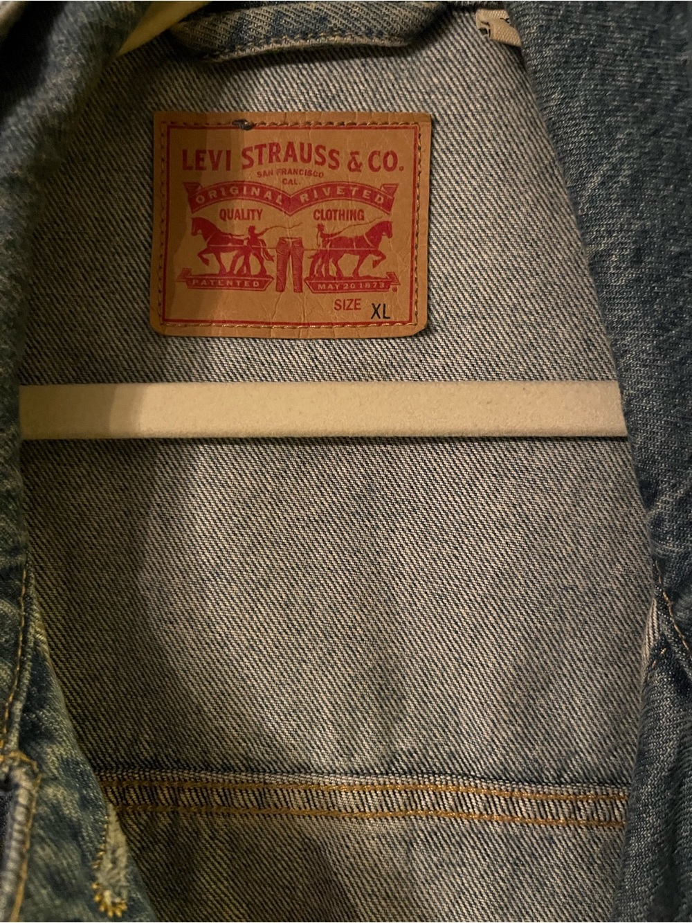 Levi's Light Blue Denim Trucker Jacket - Picture 3 of 3